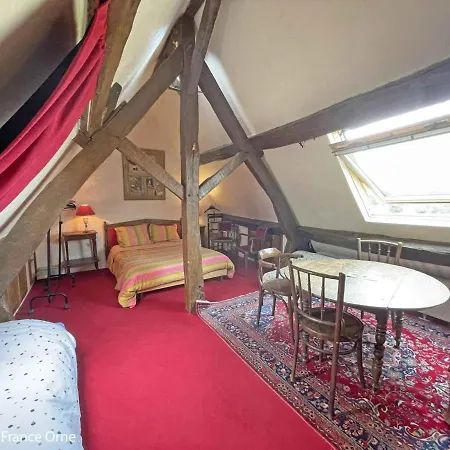 Maison De Caractere Avec Jardin, Proche D'argentan, Ideale Pour Peche Et Detente En Campagne - Fr-1-497-131 Holiday home