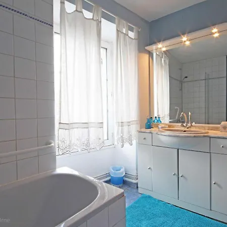 Maison De Caractere Avec Jardin, Proche D'argentan, Ideale Pour Peche Et Detente En Campagne - Fr-1-497-131 Sarceaux
