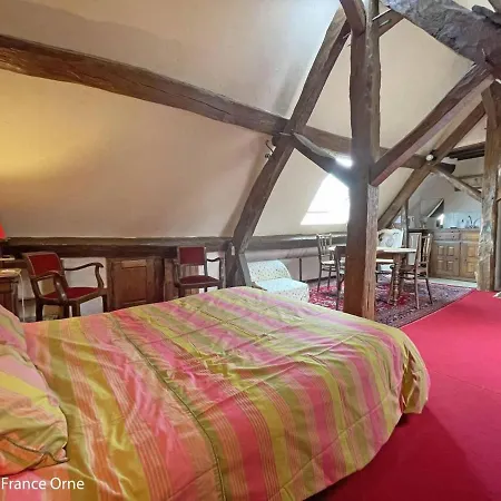 Holiday home Maison De Caractere Avec Jardin, Proche D'argentan, Ideale Pour Peche Et Detente En Campagne - Fr-1-497-131