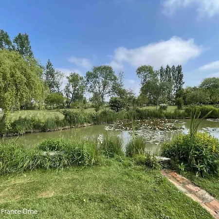 Maison De Caractere Avec Jardin, Proche D'argentan, Ideale Pour Peche Et Detente En Campagne - Fr-1-497-131 Holiday home