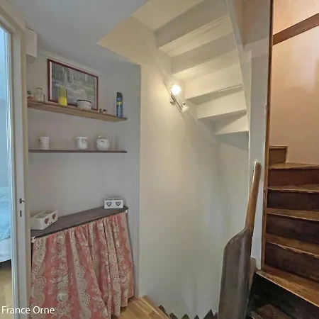 Maison De Caractere Avec Jardin, Proche D'argentan, Ideale Pour Peche Et Detente En Campagne - Fr-1-497-131 Holiday home